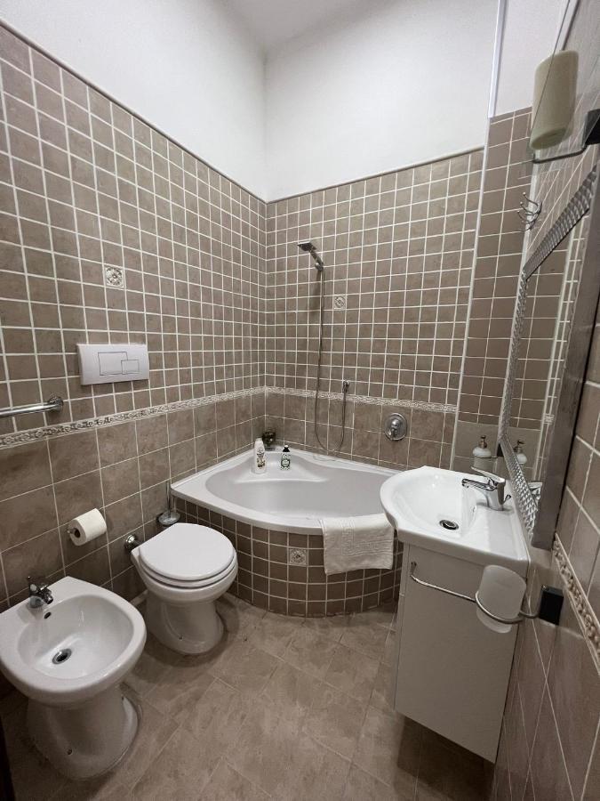 Maruzzella Suite Naples Exterior photo